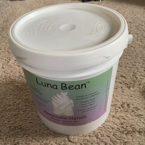 Luna Bean Keepsake Hands Casting Kit DIY Plaster Statue Molding Kit